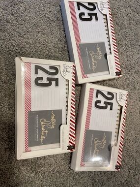 Heidi Swapp Christmas 25-Day Countdown Pads in Red, White, Gold, Black